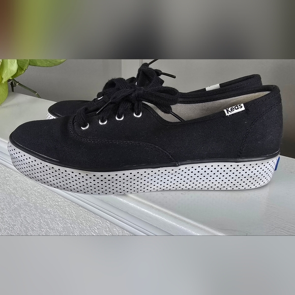 Keds Champion Triple Dot Foxing womens sneakers shoes size 9 - Picture 3 of 12